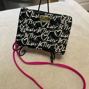 NWOT Betsey Johnson Crossbody Clutch